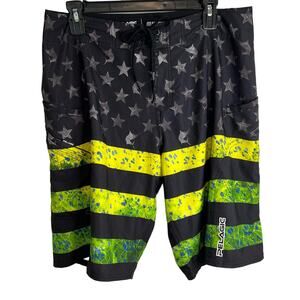 Pelagic BoardShorts Mens size 32 Sharkskin Surf Swim Performance Fishing Black
